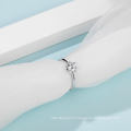 Hot Sale Classic Snowflake S925 Moissanite Ring with Silver platinum